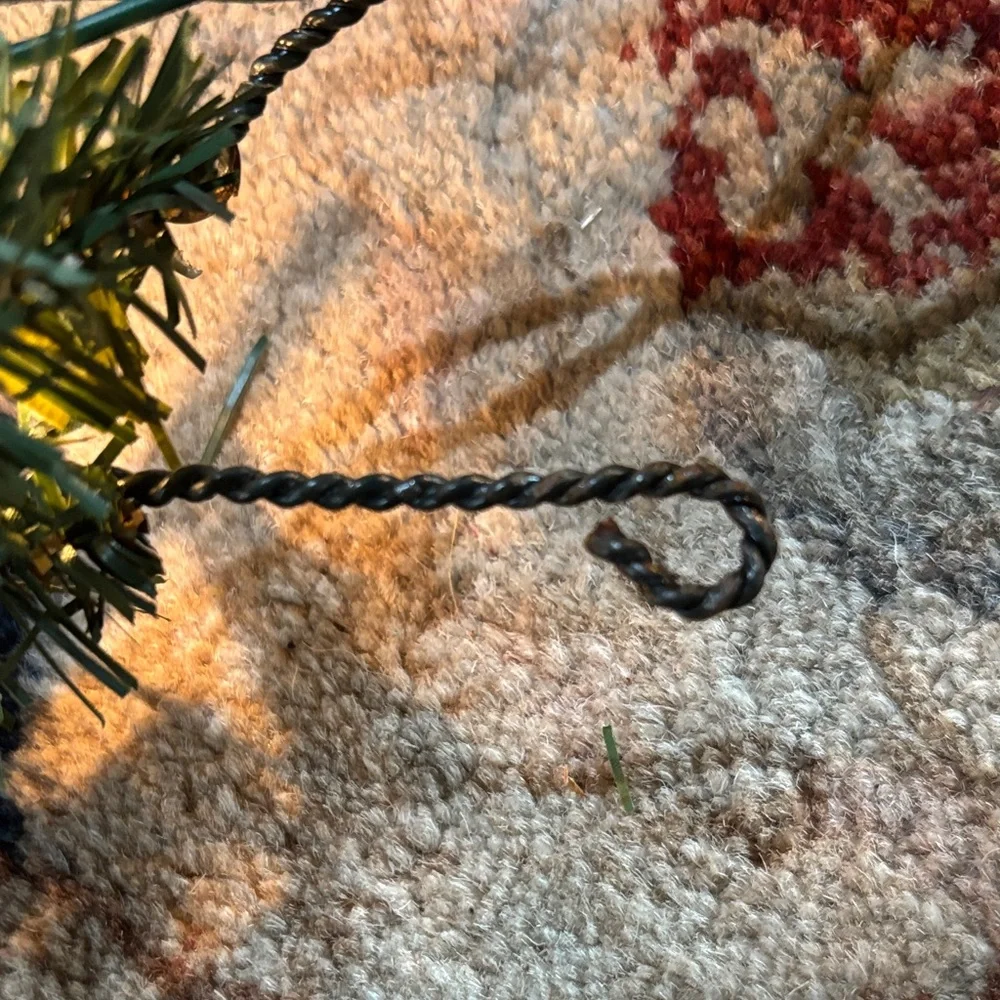 16’ Festive Green Pine Garland with Lights